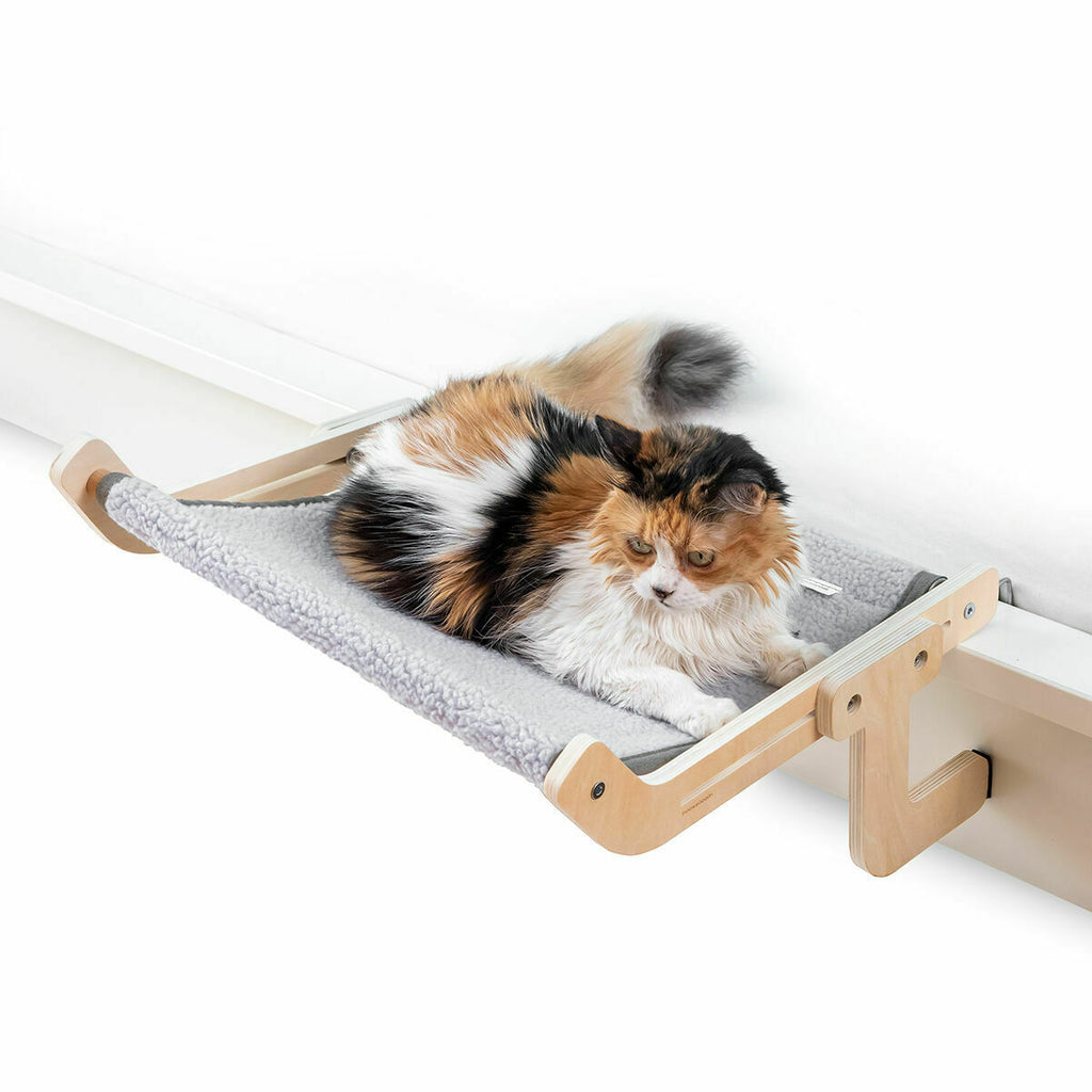 Hamac suspendu en bois pour chat